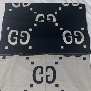 Gucci Black and Gray Monogram Scarf